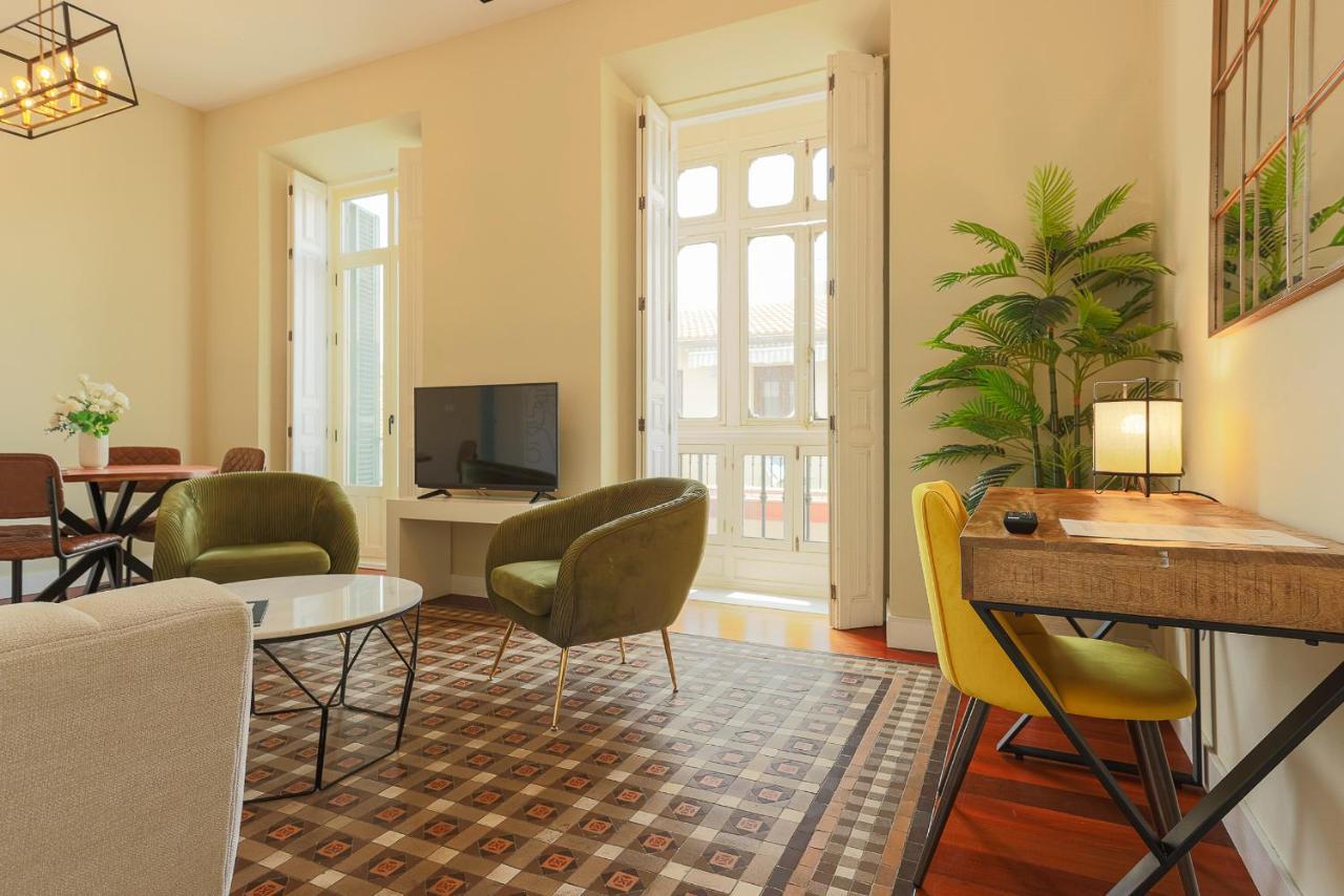 Madeinterranea Apartments Malaga Bagian luar foto